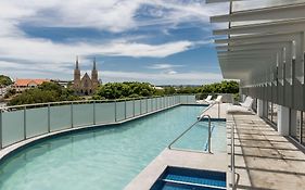 Oaks Ipswich Aspire Suites